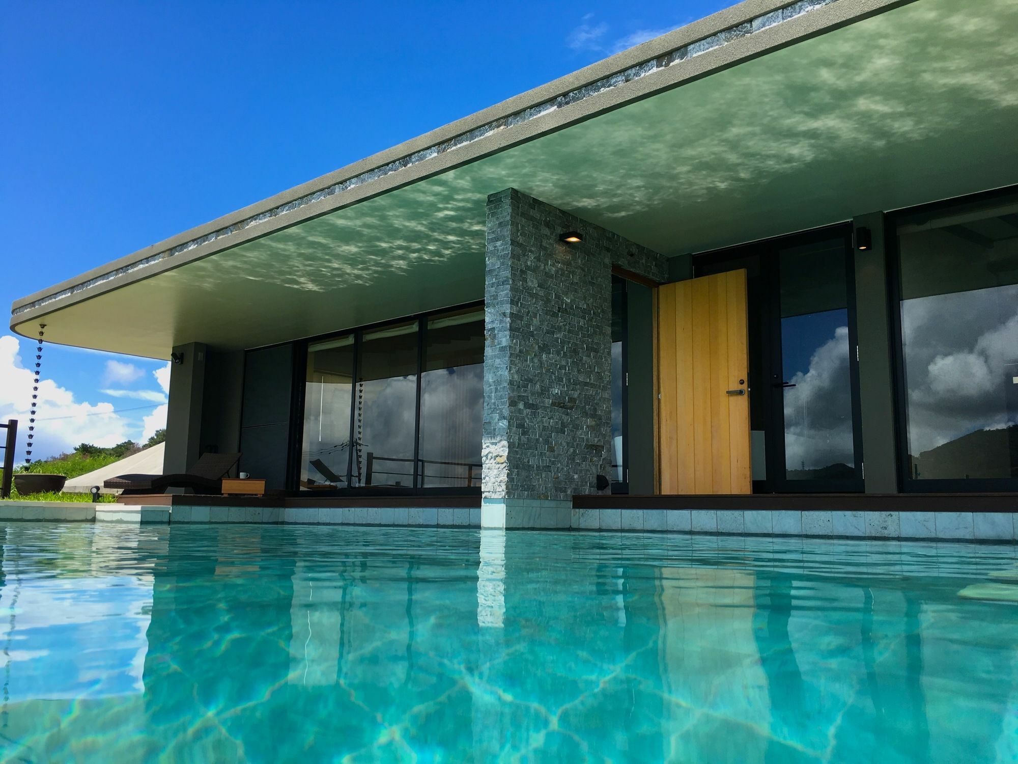 Sesoko Sansui Villa Bagian luar foto